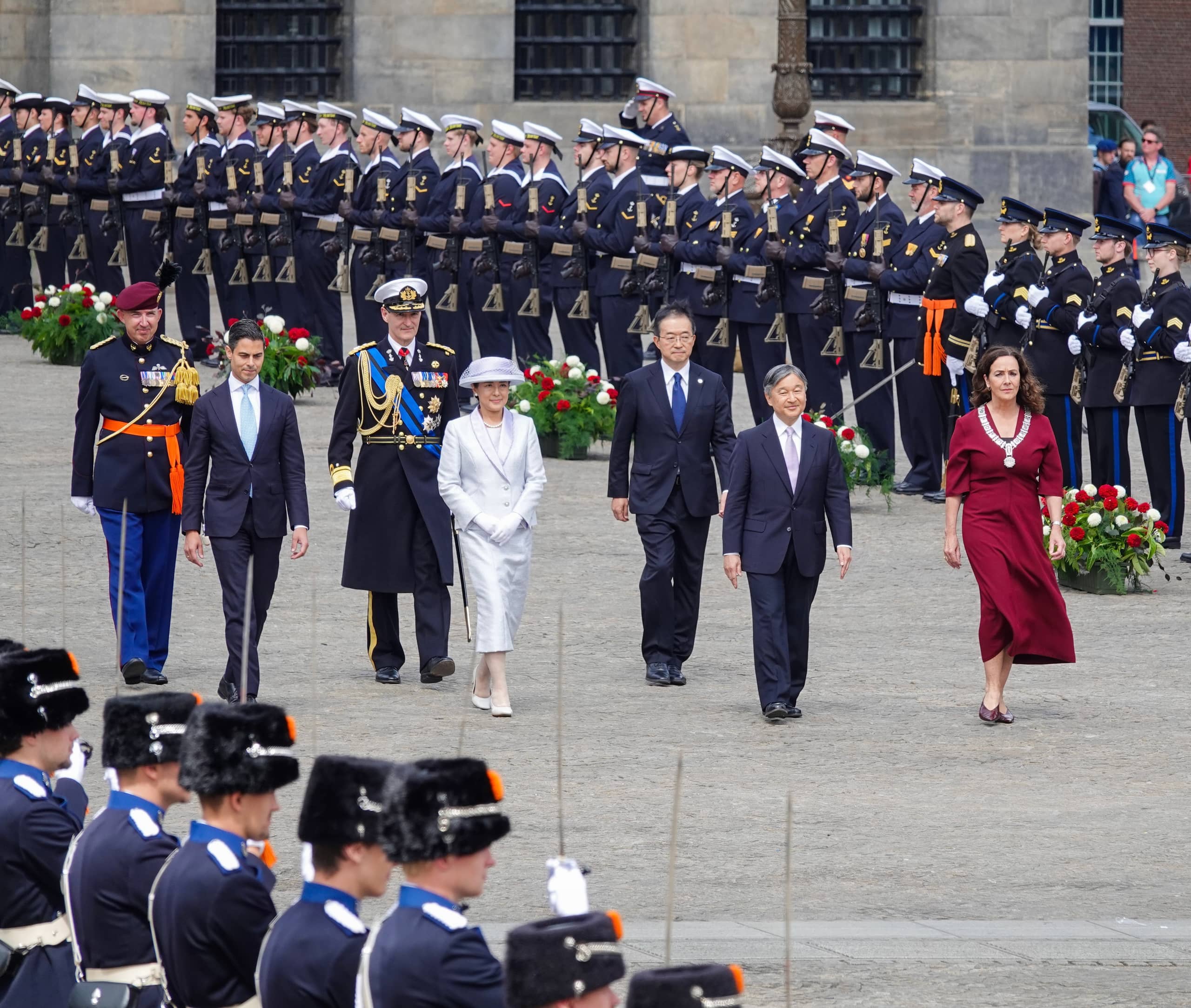 Wreath-laying state visit Emperor of Japan to the Netherlands